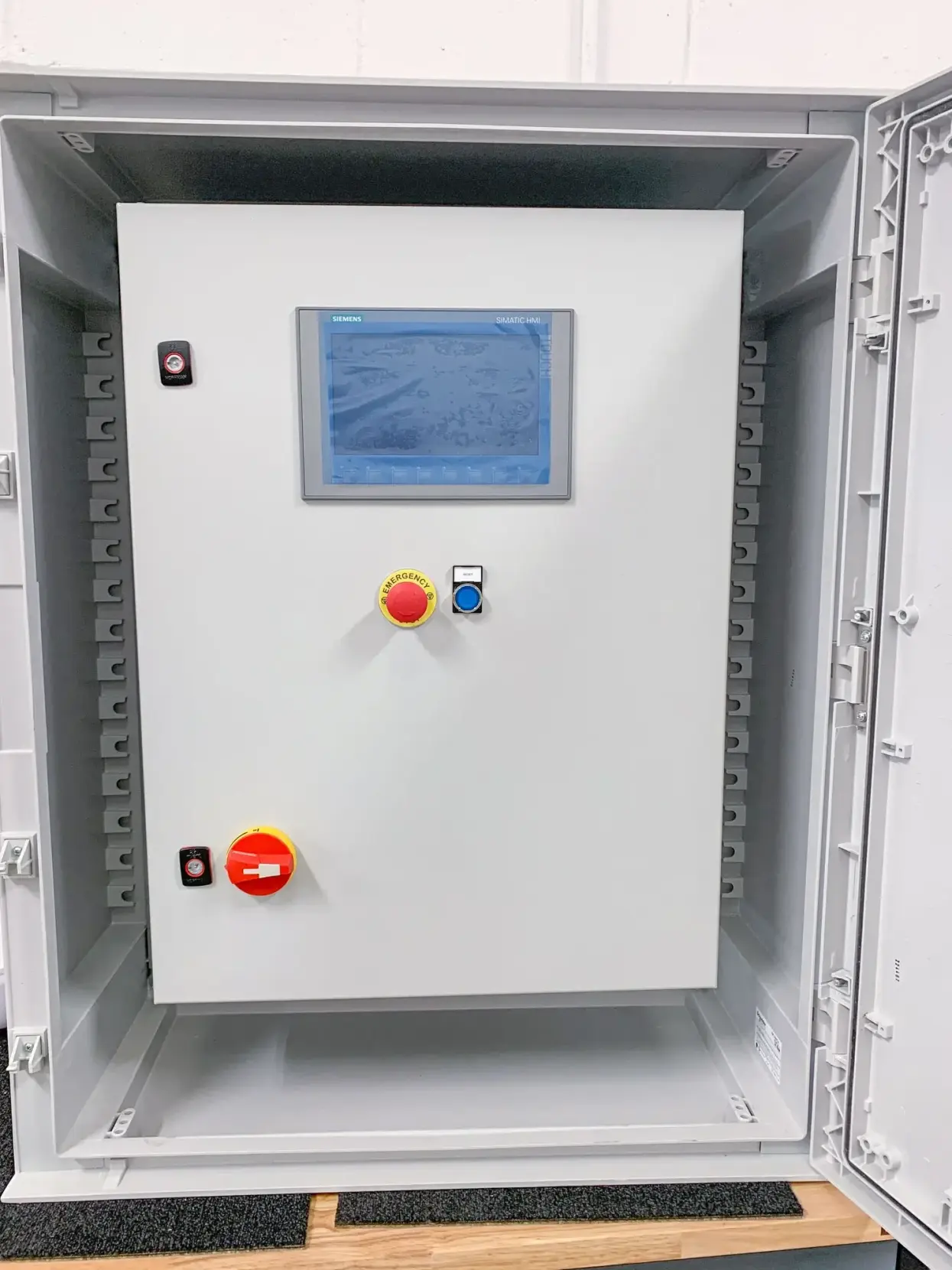Nexus Automation Ltd Electrical installation on modern control panel